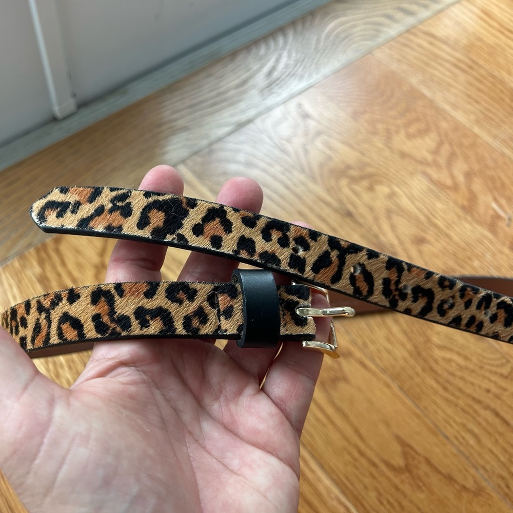 Banana Republic women’s calf hair leopard belt Size small